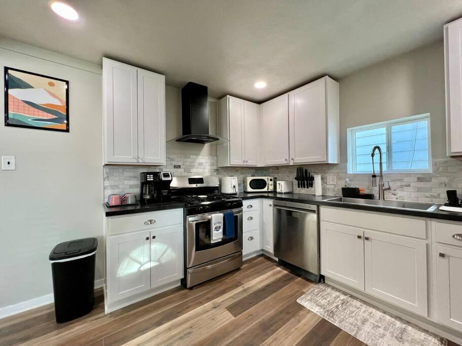 Modern Style Home Near Dt Indy & Major Attractions Indianapolis Ngoại thất bức ảnh