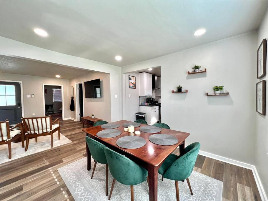 Modern Style Home Near Dt Indy & Major Attractions Indianapolis Ngoại thất bức ảnh
